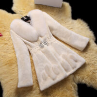 Winter Thick Plush Warm Clothes Big Size 4XL Overcoat Faux Fur Collar Fashion Ladies Coats Furry Female Coats Soft
